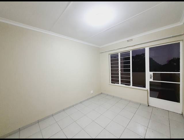 3 BEDROOM TOWNHOUSE RENTED IN HALFWAY GARDENS